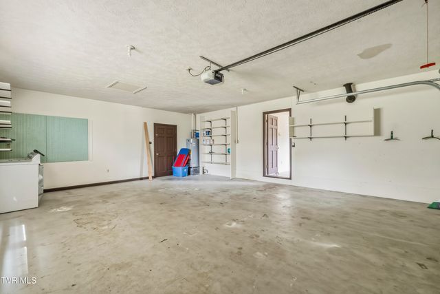 1511 Valiant Drive, Greeneville, TN 37745