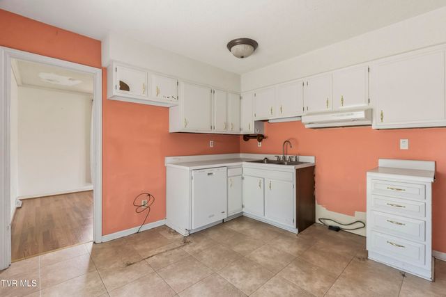 1511 Valiant Drive, Greeneville, TN 37745