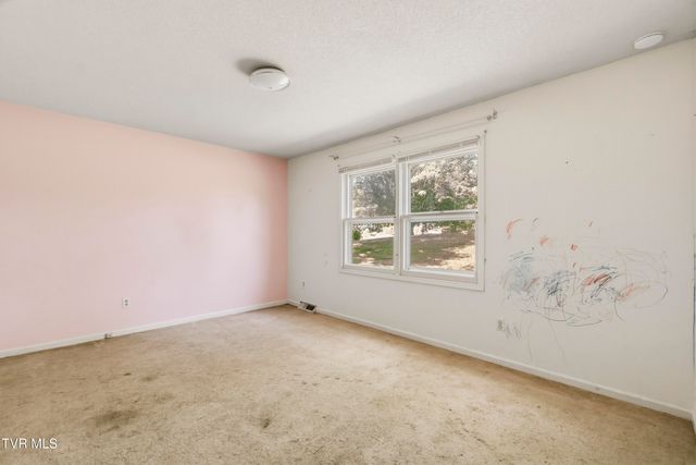 1511 Valiant Drive, Greeneville, TN 37745