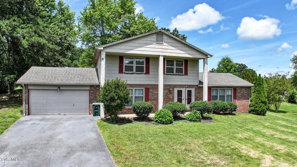 1511 Valiant Drive, Greeneville, TN 37745