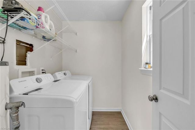 1119 Kings Mill CT, Chesapeake, VA 23320