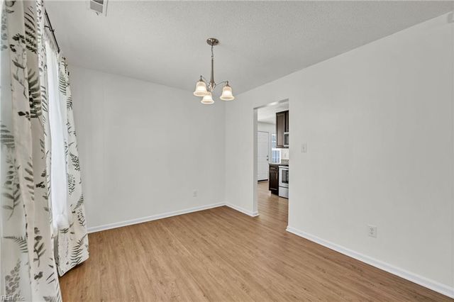 1119 Kings Mill CT, Chesapeake, VA 23320