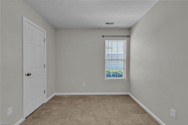 1119 Kings Mill CT, Chesapeake, VA 23320