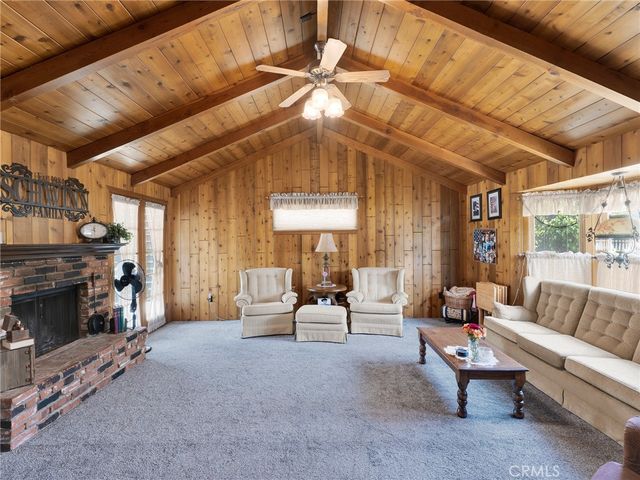 18918 Chase, Northridge, CA 91324