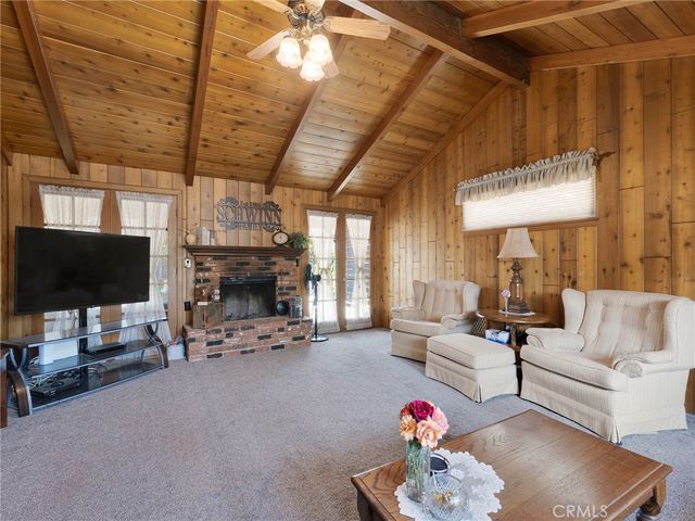 18918 Chase, Northridge, CA 91324