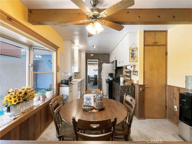 18918 Chase, Northridge, CA 91324