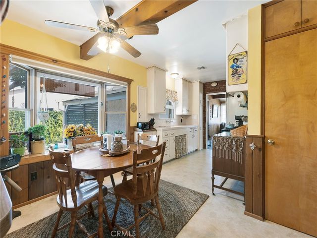 18918 Chase, Northridge, CA 91324
