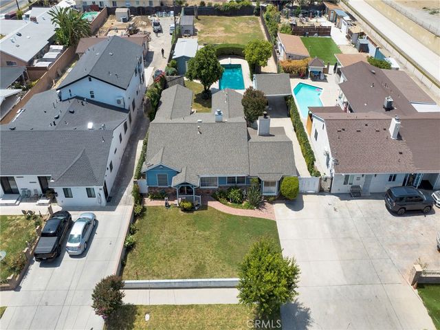 18918 Chase, Northridge, CA 91324