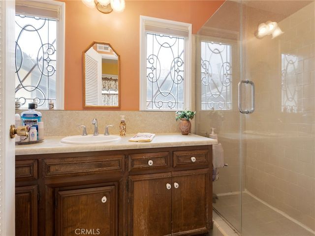 18918 Chase, Northridge, CA 91324