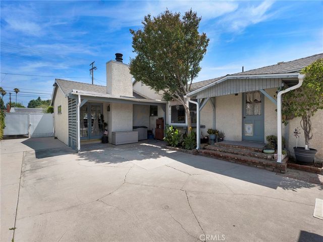 18918 Chase, Northridge, CA 91324