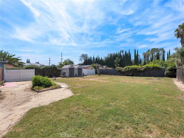 18918 Chase, Northridge, CA 91324