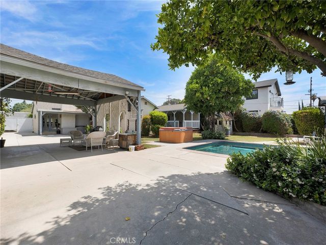 18918 Chase, Northridge, CA 91324