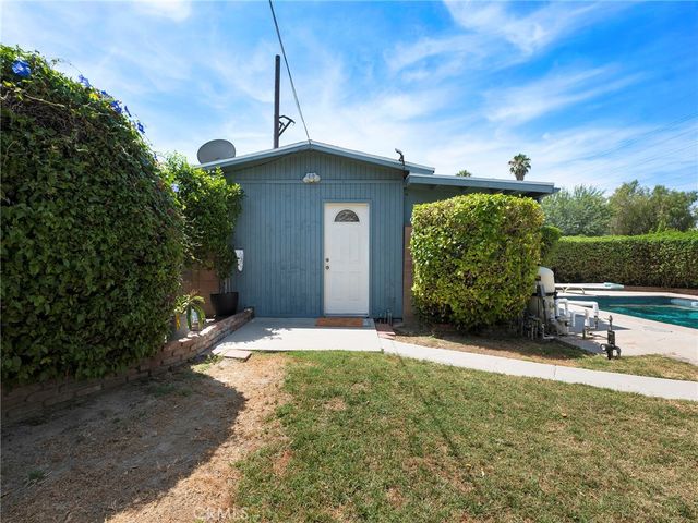 18918 Chase, Northridge, CA 91324