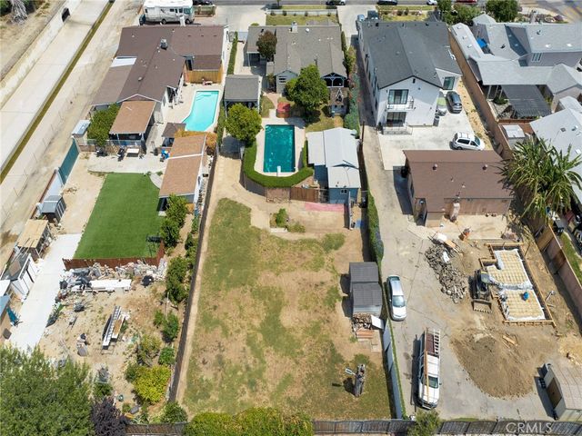 18918 Chase, Northridge, CA 91324