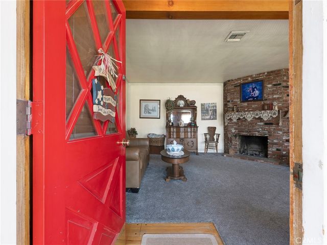 18918 Chase, Northridge, CA 91324