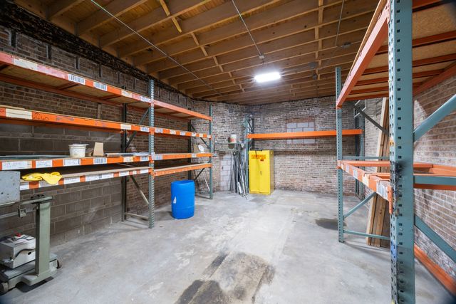 4730 W Armitage Avenue W, Chicago, IL 60639