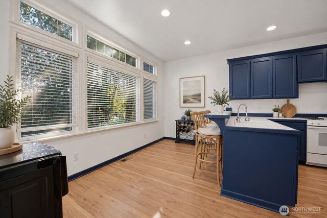 11627 E Oakmont Drive, Mukilteo, WA 98275