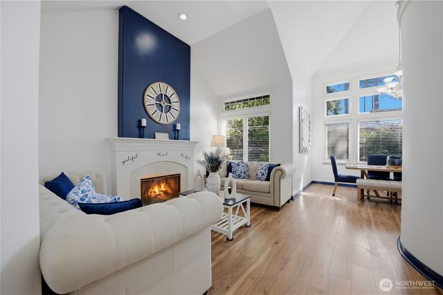 11627 E Oakmont Drive, Mukilteo, WA 98275