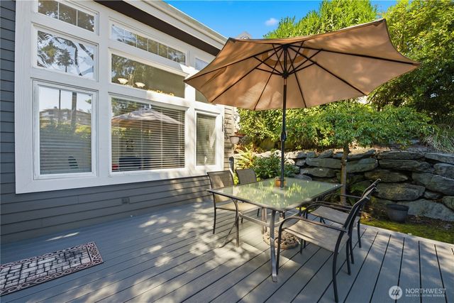 11627 E Oakmont Drive, Mukilteo, WA 98275