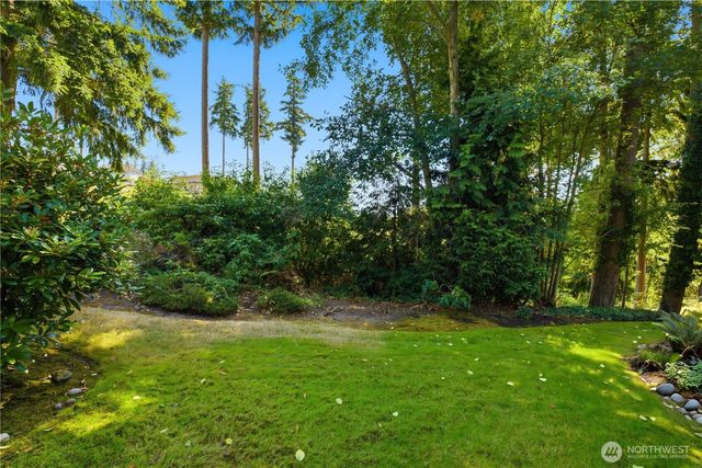 11627 E Oakmont Drive, Mukilteo, WA 98275