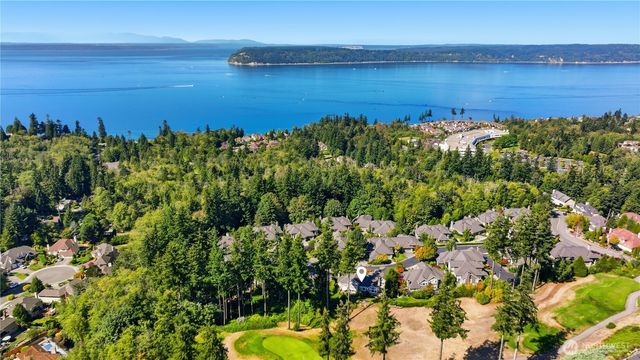 11627 E Oakmont Drive, Mukilteo, WA 98275