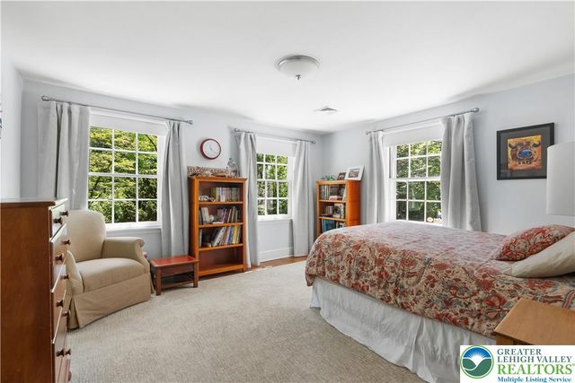 2445 Main Street, Bethlehem City, PA 18017