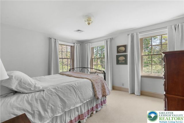 2445 Main Street, Bethlehem City, PA 18017