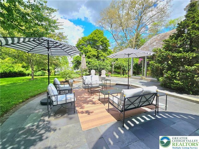 2445 Main Street, Bethlehem City, PA 18017