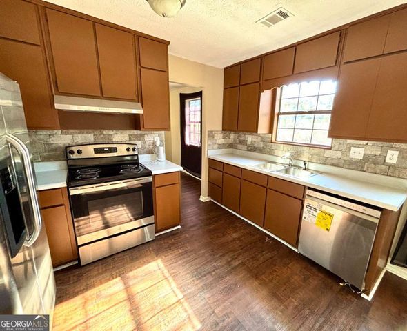 635 Catrina Court, Stone Mountain, GA 30087