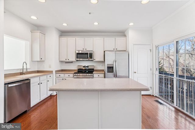 5602 HARTFIELD AVE, Suitland, MD 20746