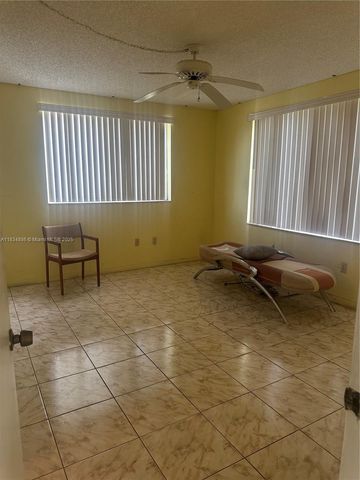 5945 Del Lago Cir 201, Sunrise, FL 33313