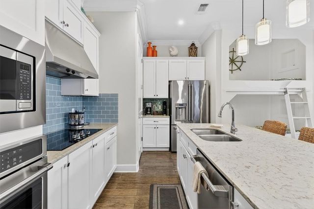 137 Palmilla Circ 103, Port Aransas, TX 78373