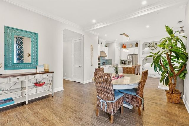 137 Palmilla Circ 103, Port Aransas, TX 78373