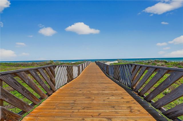 137 Palmilla Circ 103, Port Aransas, TX 78373