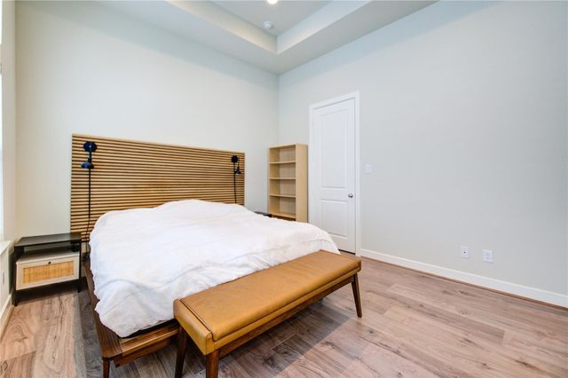 730 Carriage Knolls Drive, Houston, TX 77008