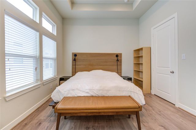 730 Carriage Knolls Drive, Houston, TX 77008