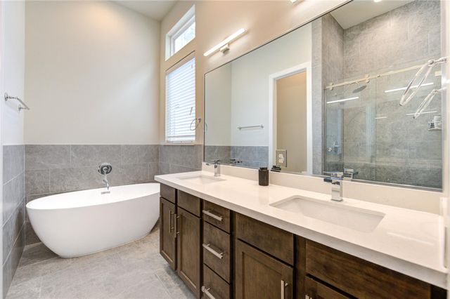 730 Carriage Knolls Drive, Houston, TX 77008