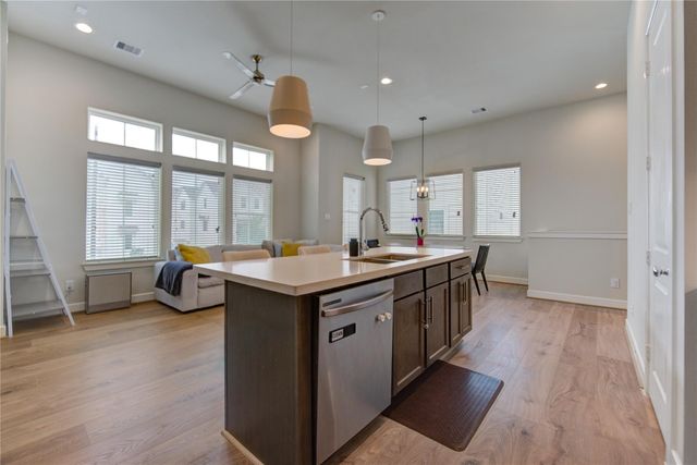 730 Carriage Knolls Drive, Houston, TX 77008