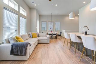 730 Carriage Knolls Drive, Houston, TX 77008