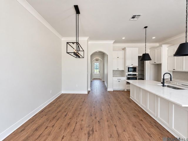 7234 E Rue Lierre, Zachary, LA 70791