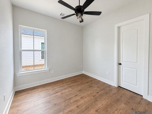 7234 E Rue Lierre, Zachary, LA 70791