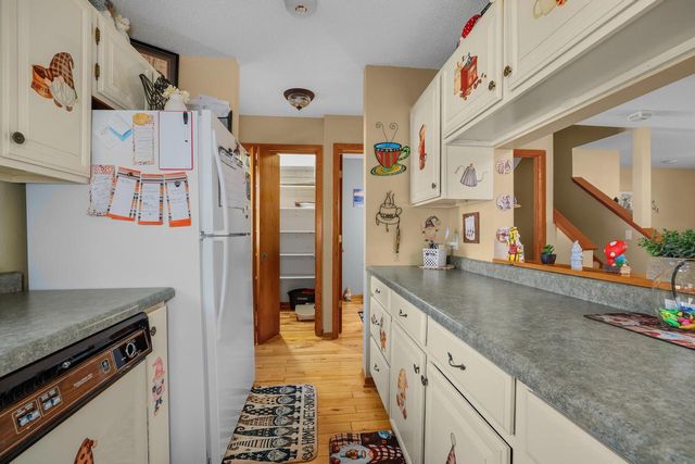 939 Sunset PLACE, Onalaska, WI 54650