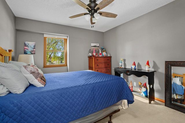 939 Sunset PLACE, Onalaska, WI 54650