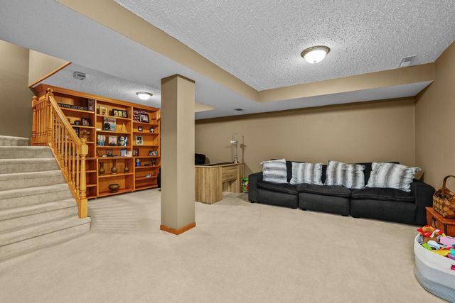 939 Sunset PLACE, Onalaska, WI 54650