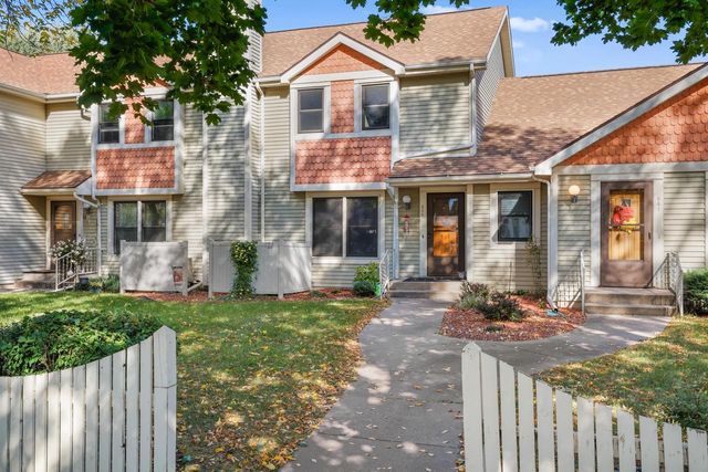 939 Sunset PLACE, Onalaska, WI 54650