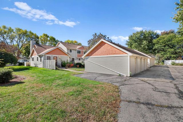 939 Sunset PLACE, Onalaska, WI 54650