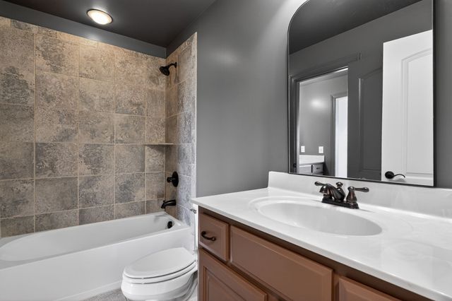 2162 Gorden Xing, Gallatin, TN 37066