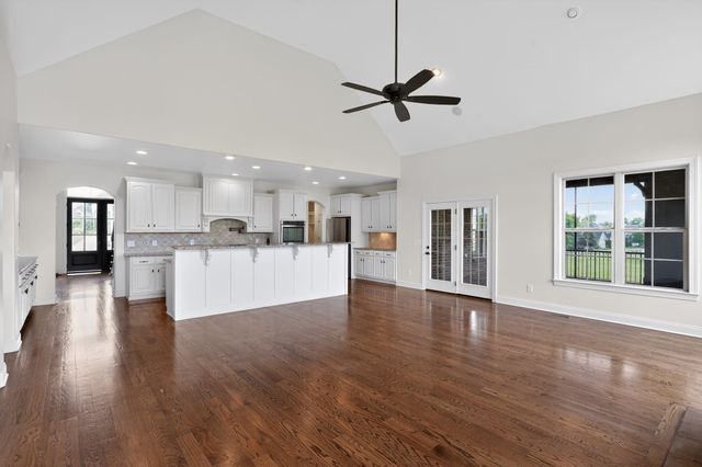 2162 Gorden Xing, Gallatin, TN 37066