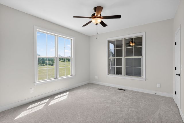 2162 Gorden Xing, Gallatin, TN 37066