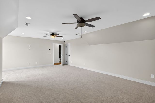 2162 Gorden Xing, Gallatin, TN 37066